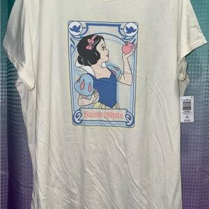 NWT Torrid 2X Snow White Classic Tee